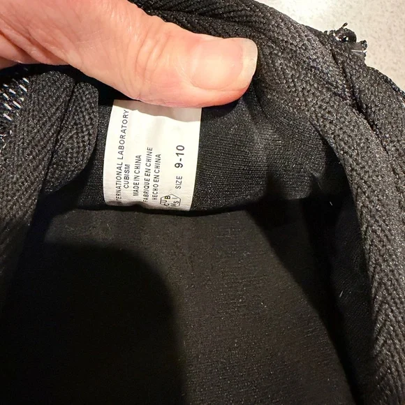 Draco Black Sandals - Picture 7 of 7